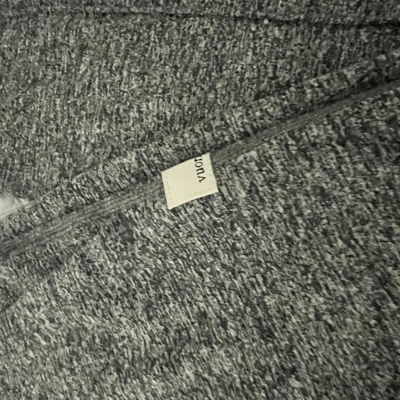 Vuori Halo Wide Leg Flare Pant In Heathered Gray Size Small - Picture 4 of 6